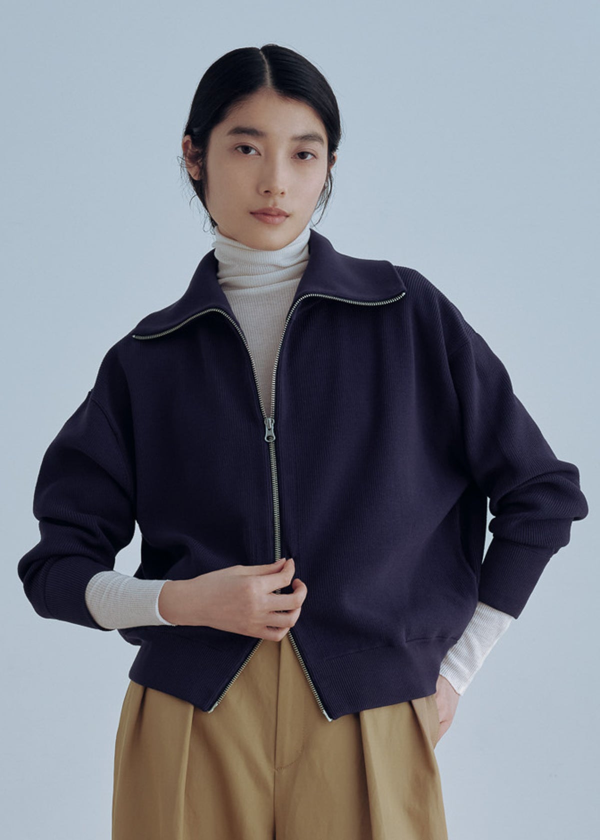 モデル:170cm サイズ:M