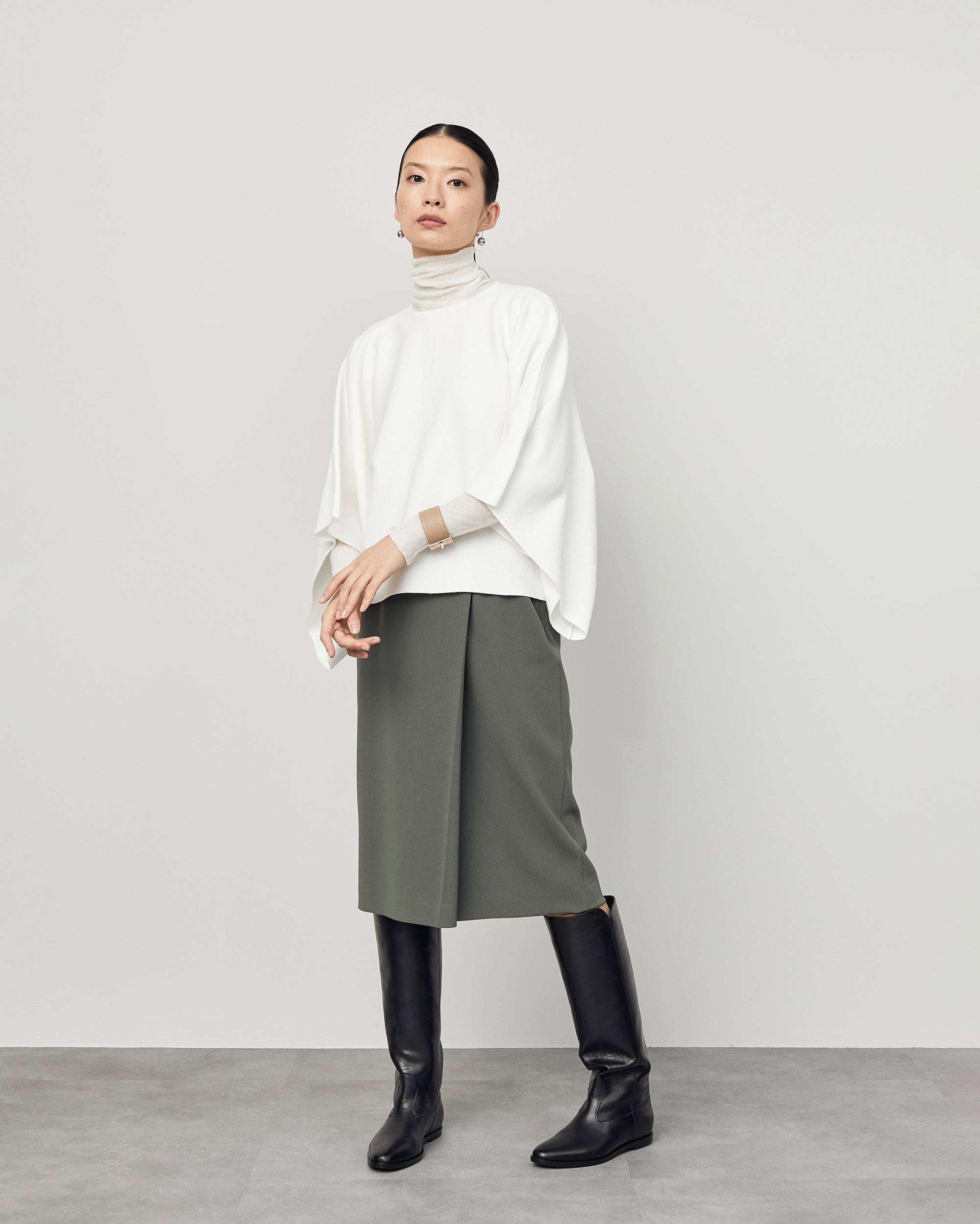 2WAYケープスタイルニット