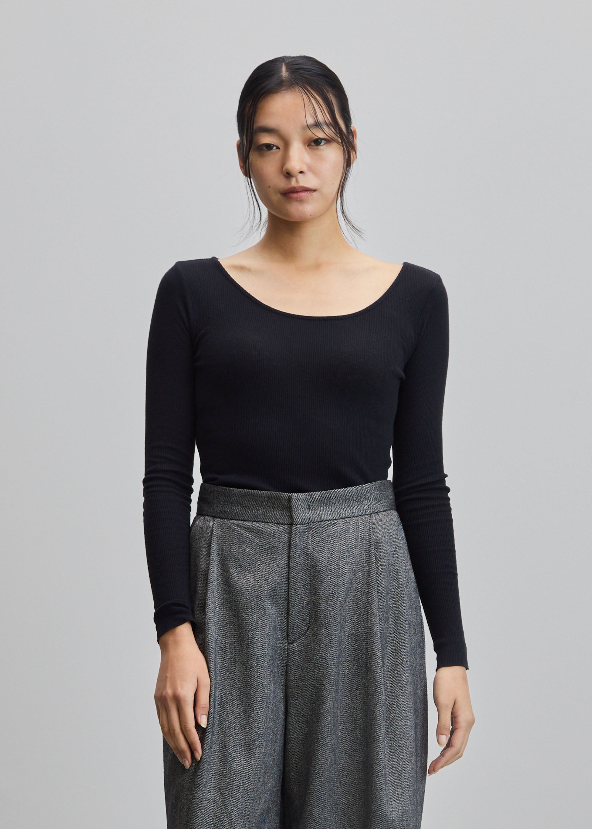 カシミヤ混2WAYカットソー - SOÉJU online store｜上質な大人の女性の