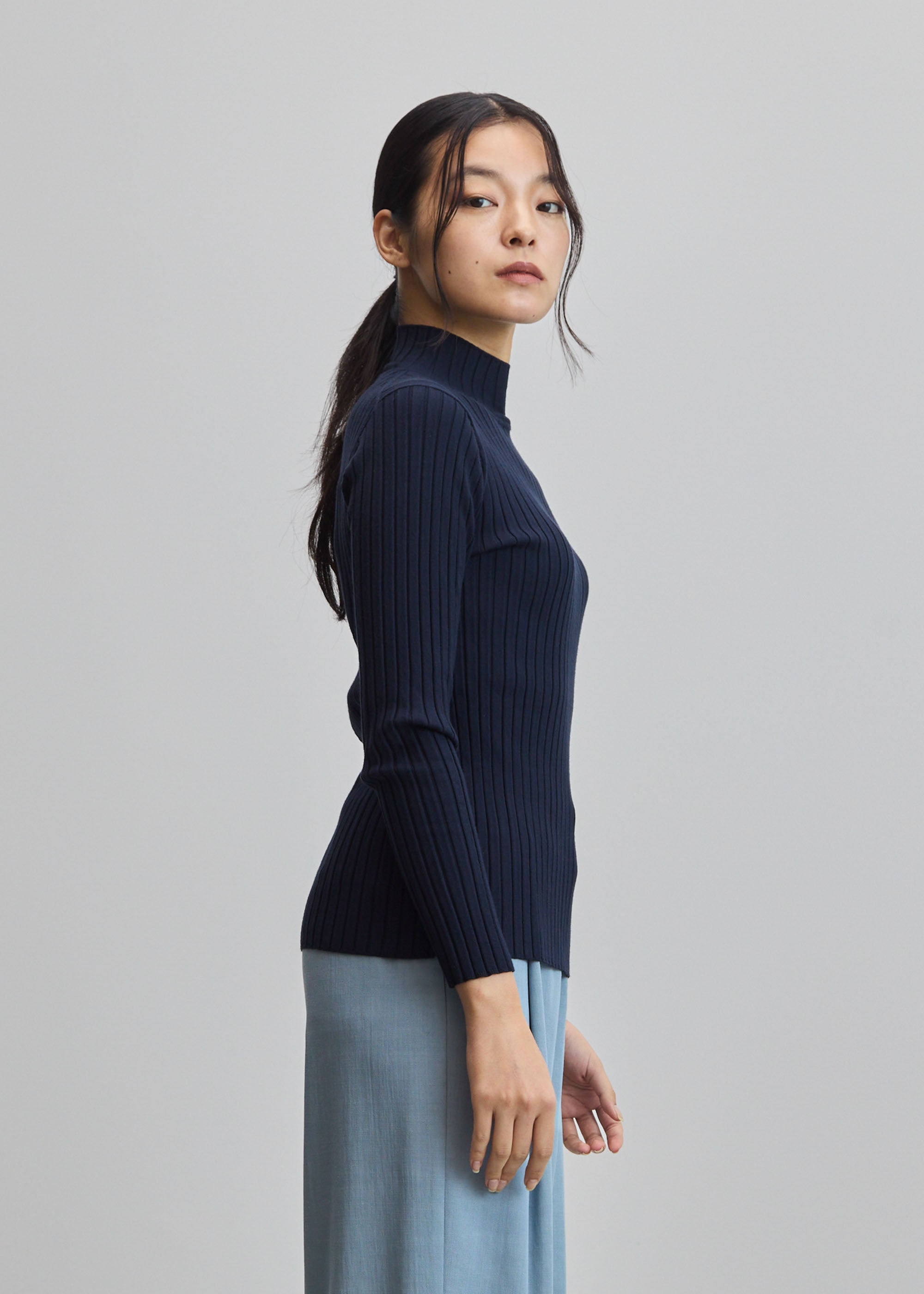 ワイドリブタートルネックニット - SOÉJU online store｜上質な