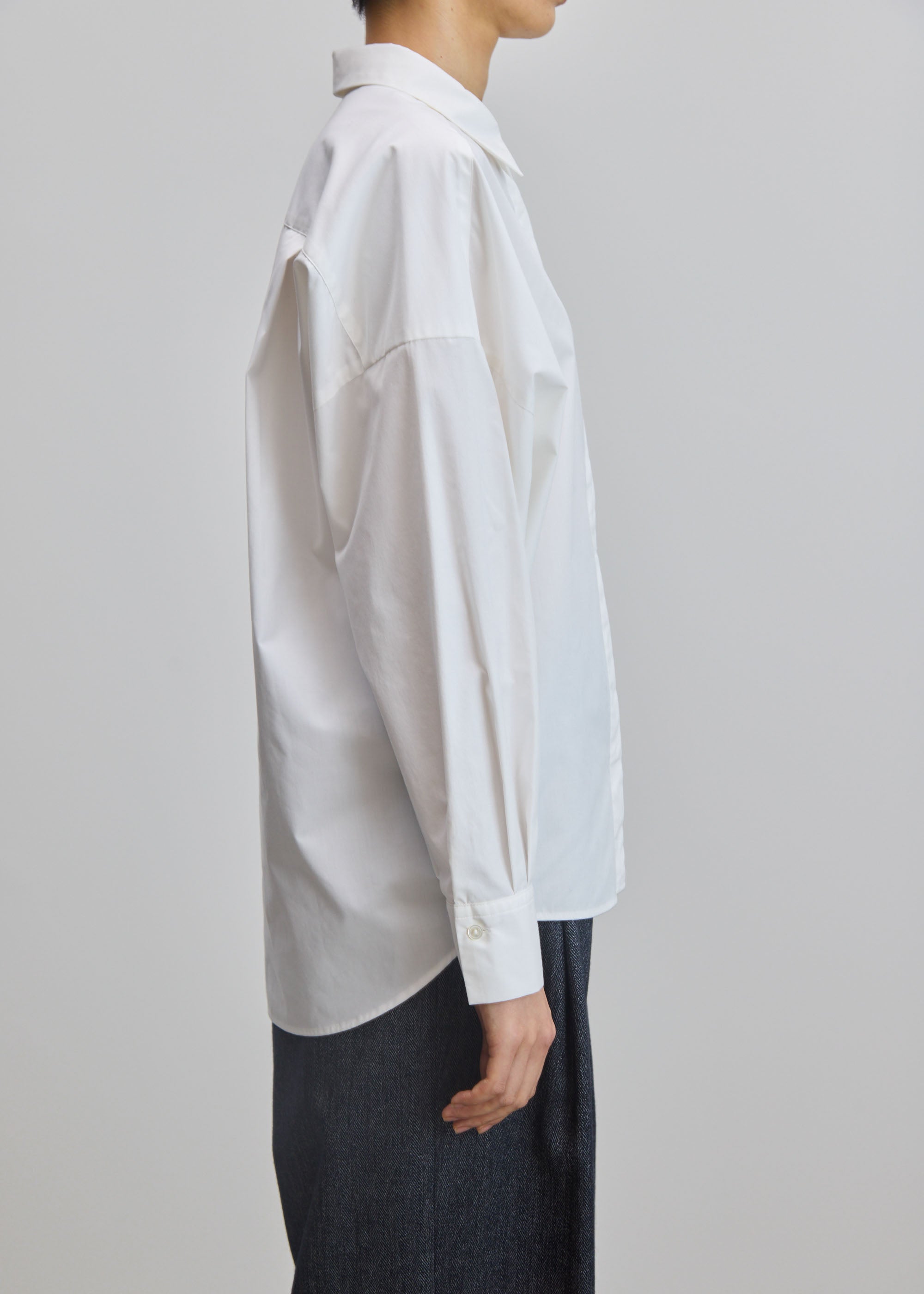 コクーンシャツ