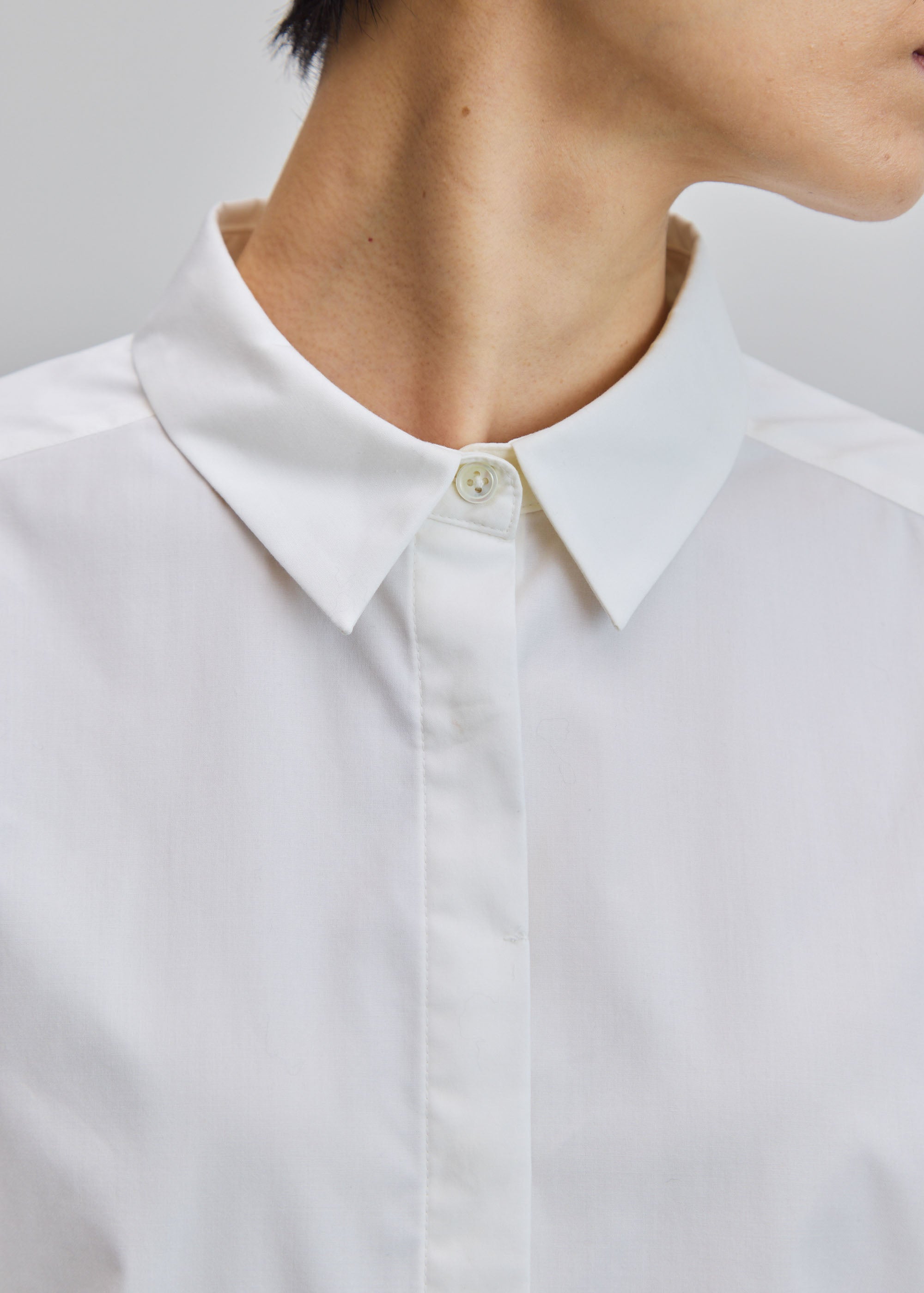 タグ付き新品✨SOEJU コクーンシャツ　白　M ソージュ　白シャツ　ブラウス コクーンシャツ - SOÉJU online store｜上質な大人の女性のため