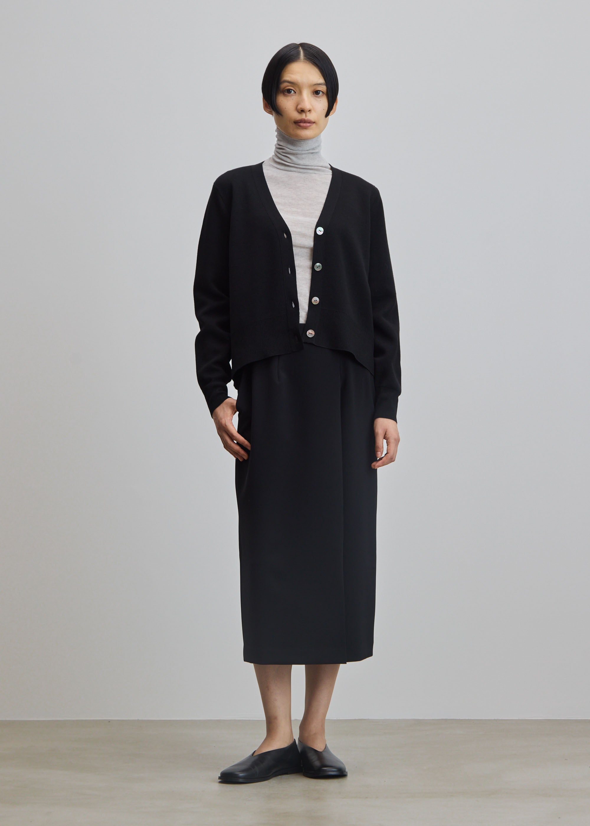 ソージュ ストレッチファインロングタイトスカート ホワイト M 現行品 ストレッチファインロングタイトスカート - SOÉJU online store