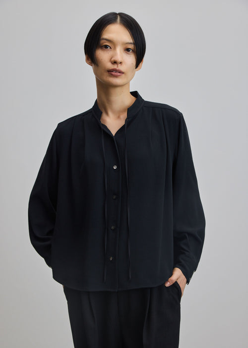 モデル:170cm サイズ:M