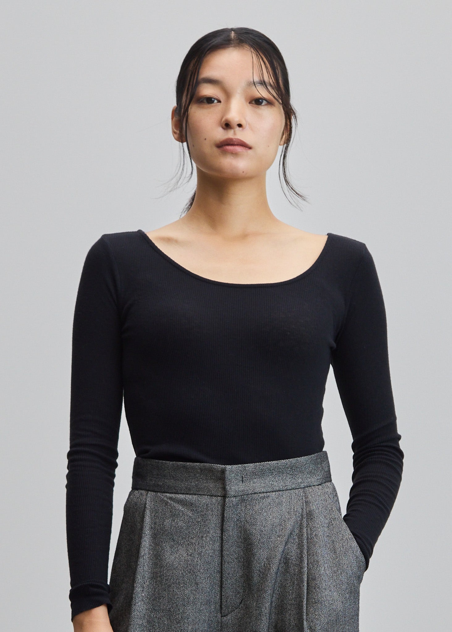 juliusブラック カシミア混カットソー　goth_ik AW サイズ1 juliusブラック カシミア混カットソー goth_ik AW サイズ1