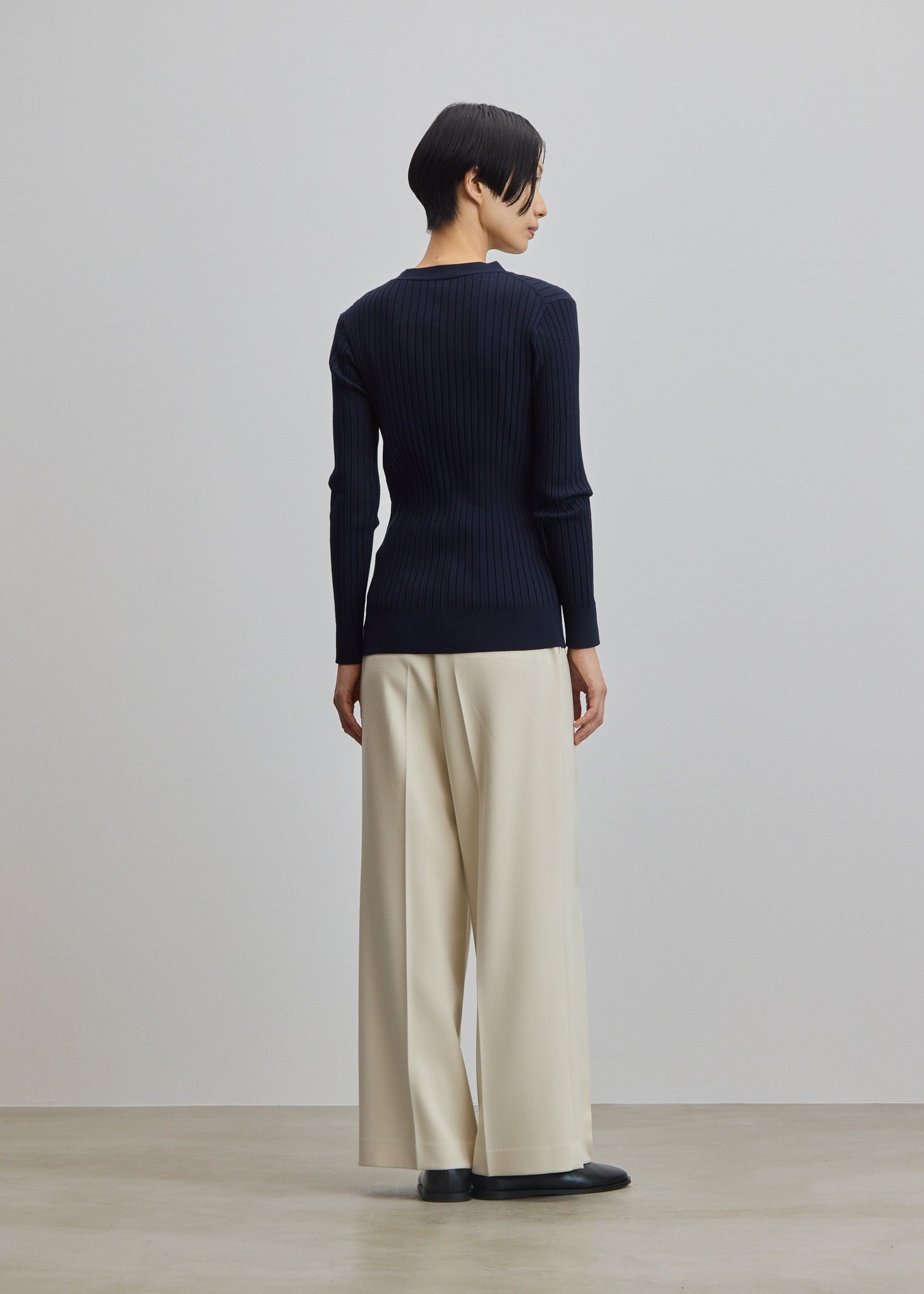 ソージュSOEJUネイビー Vネックカーディガン ワイドリブVネックカーディガン - SOÉJU online store｜上質な