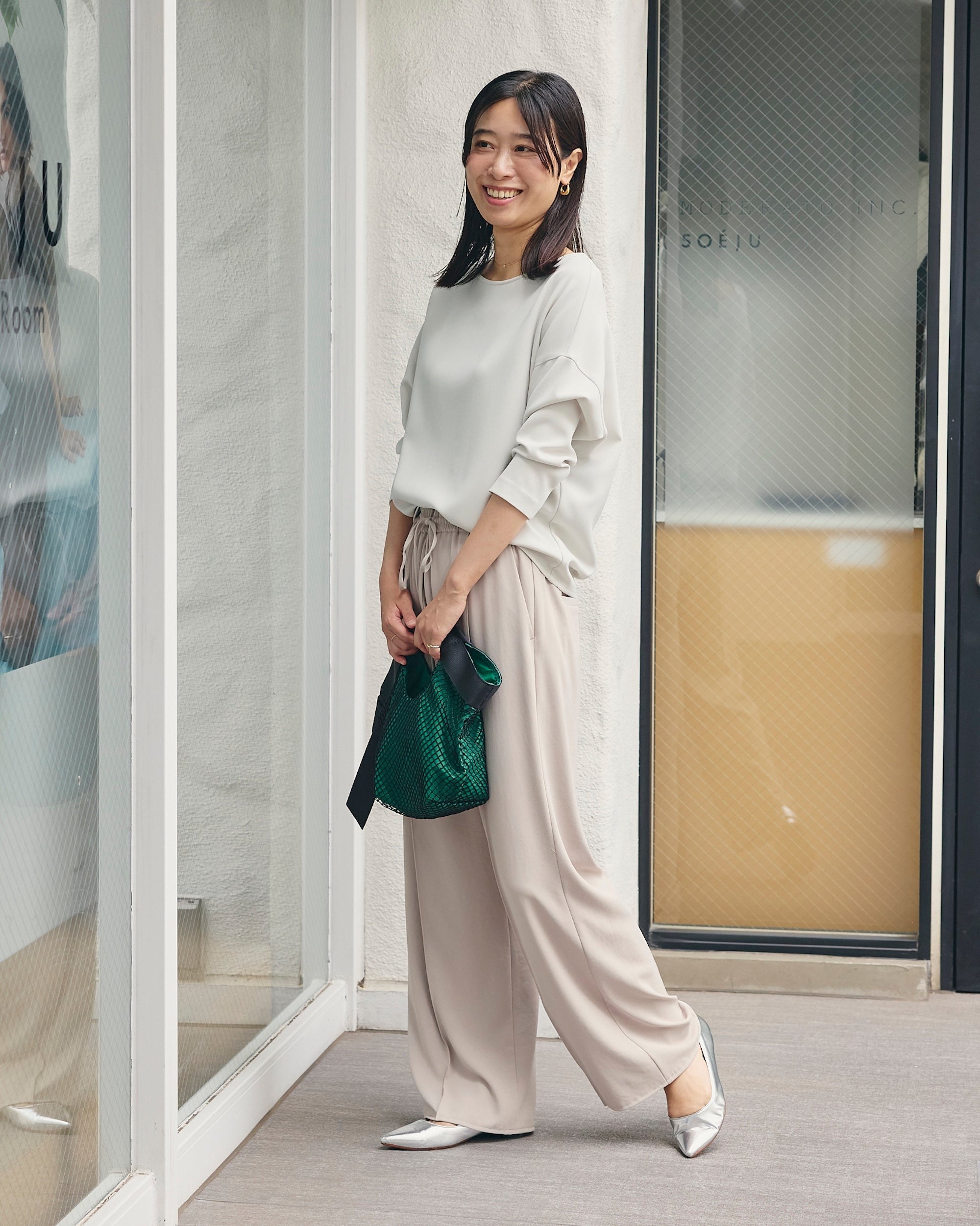 雑誌掲載 ソージュ soeju 2024ss ライトリネン混ギャザースカート 黒 雑誌掲載 ソージュ soeju 2024ss ライトリネン混ギャザー