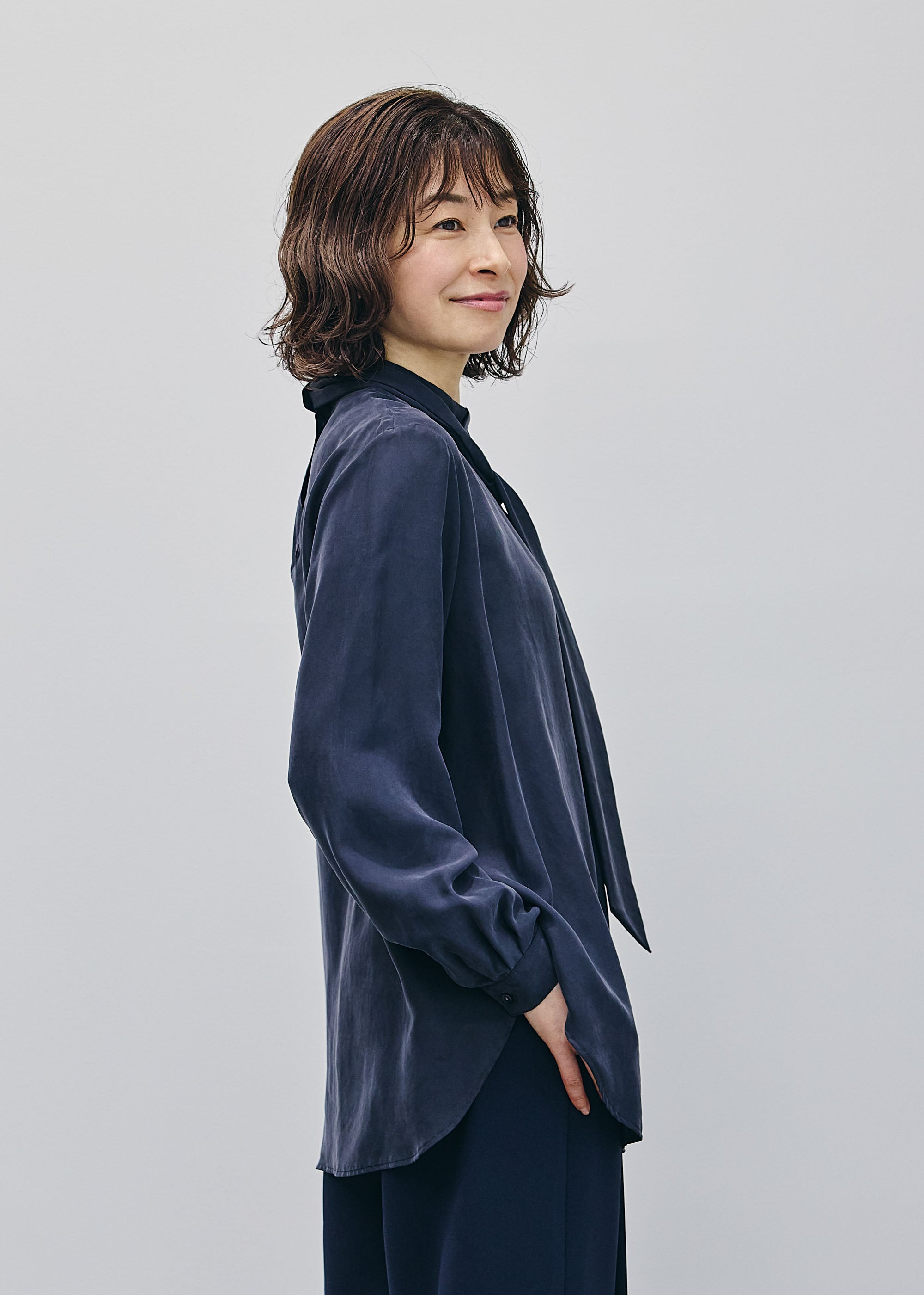 シルクボウタイブラウス