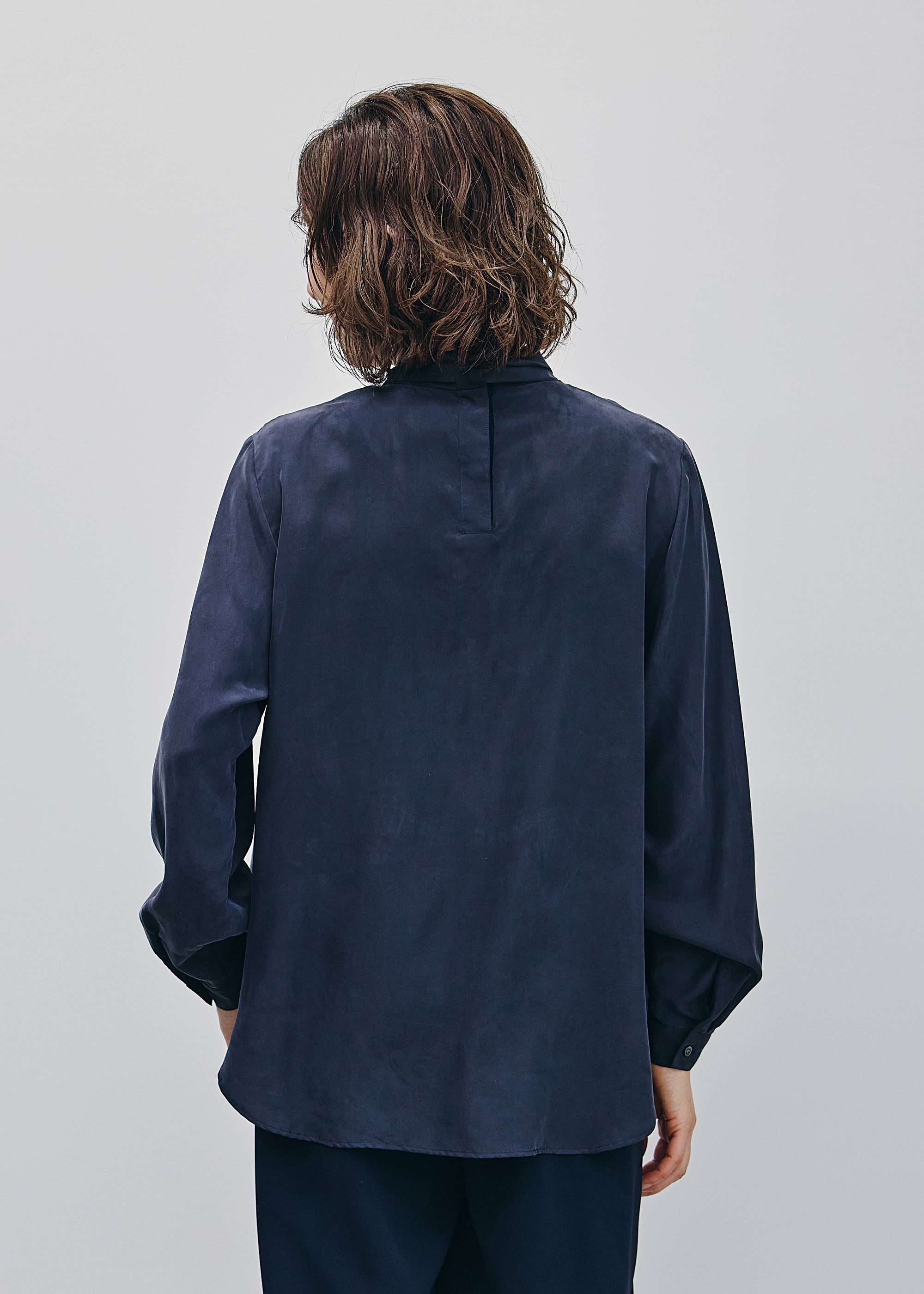 シルクボウタイブラウス