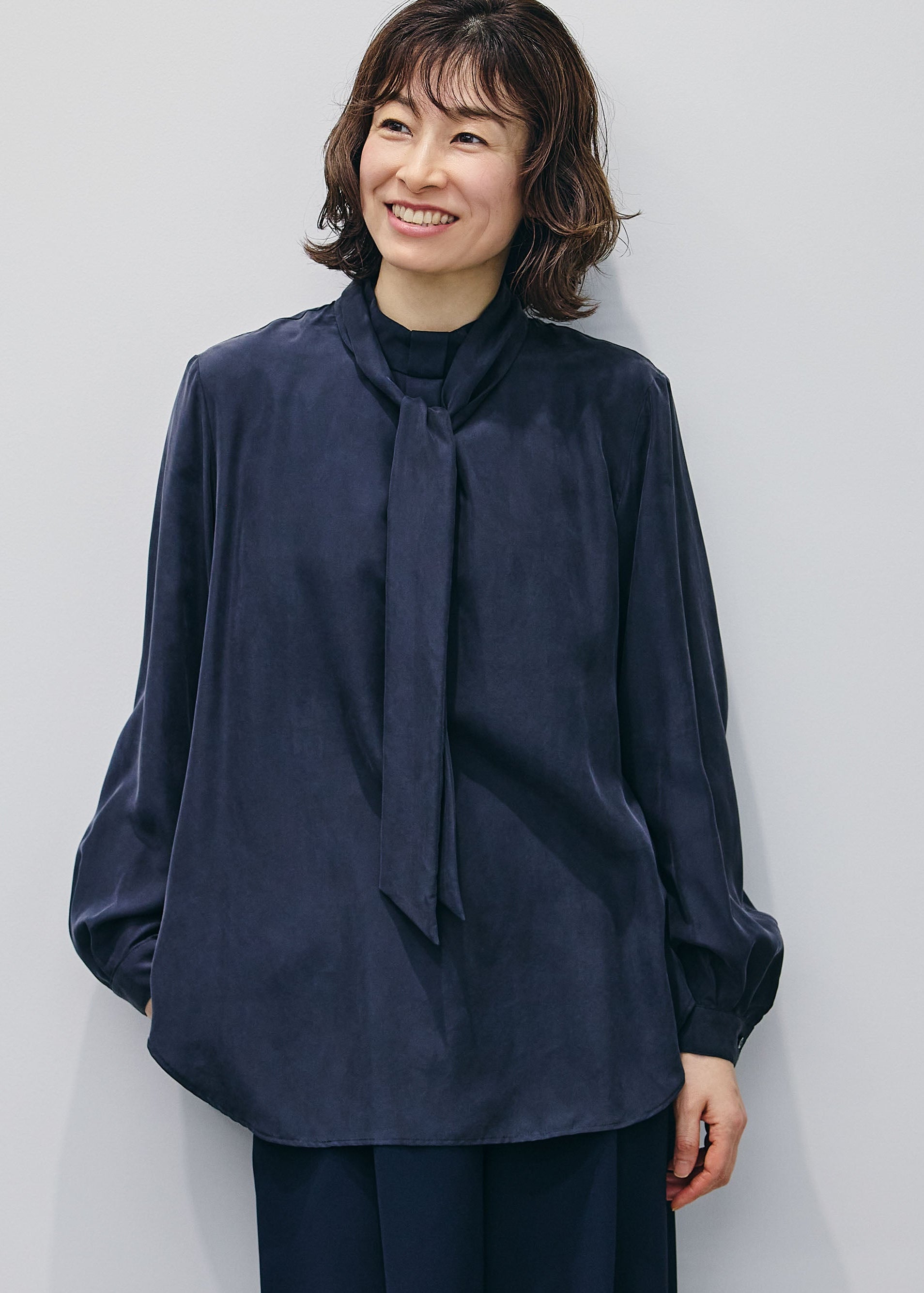 シルクボウタイブラウス - SOÉJU online store|上質な大人の女性の シルクボウタイブラウス - SOÉJU online store|上質な大人の女性の
