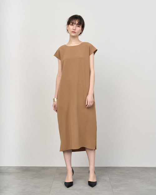 モデル:170cm サイズ:L